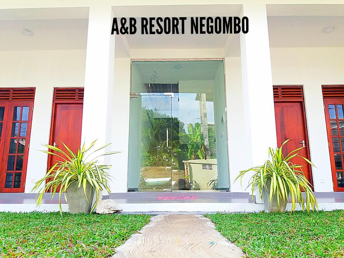 A&B Resort Negombo Kudapaduwa Room photo